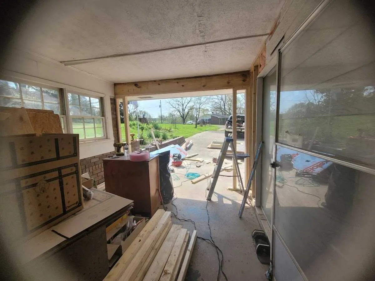 Air movers and dehumidifier for Water Mitigation Services in Rancho San Diego